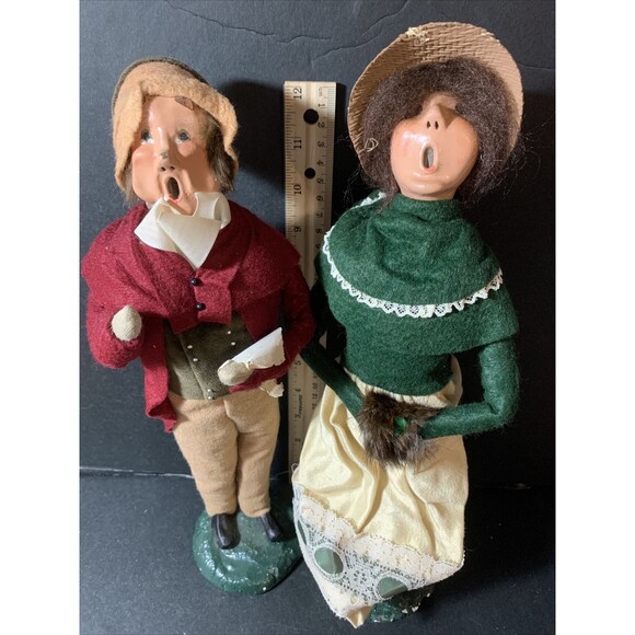 Byers' Choice LTD Christmas/Holiday Carolers - Picture 9 of 11